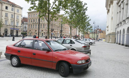 Jak opodatkować zakup i sprzedaż samochodu