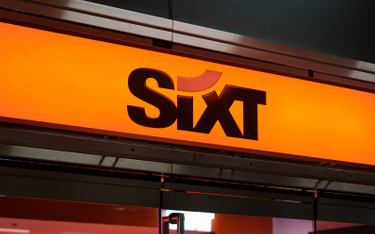 Wypożyczalnie samochodów Sixt rezygnuje w swojej ofercie z modeli Tesli