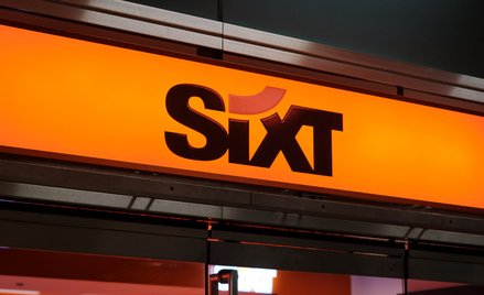 Wypożyczalnie samochodów Sixt rezygnuje w swojej ofercie z modeli Tesli