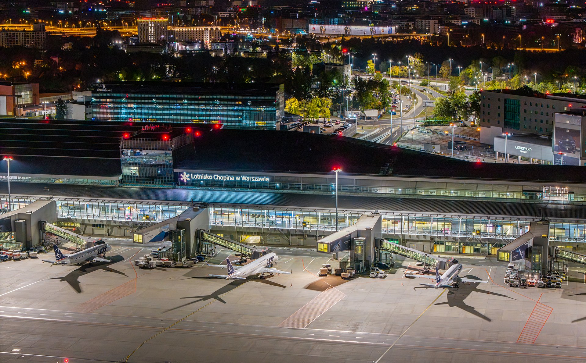 Rekordy warszawskiego portu i najszybszy w UE wzrost rynku. Polska stoi przed historycznym momentem dla lotnictwa