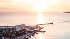 Hotele spółki leżą w miastach, nad jeziorami i nad morzem. Tak jak aja Travemünde, który stoi nad Mo