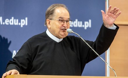 O. Tadeusz Rydzyk zabrał głos w sprawie zmian w mediach publicznych. „Tak działali bolszewicy i nazi