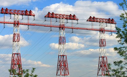 Prąd z OZE szybciej trafi do sieci. Rząd śle projekt ustawy do Sejmu