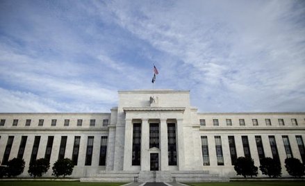Fed kupi amerykańskie obligacje za 600 mld dol.