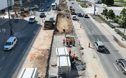 Marszałkowska na wysokości ulicy Złotej, tu powstanie przejście dla pieszych i przejazd dla rowerzys