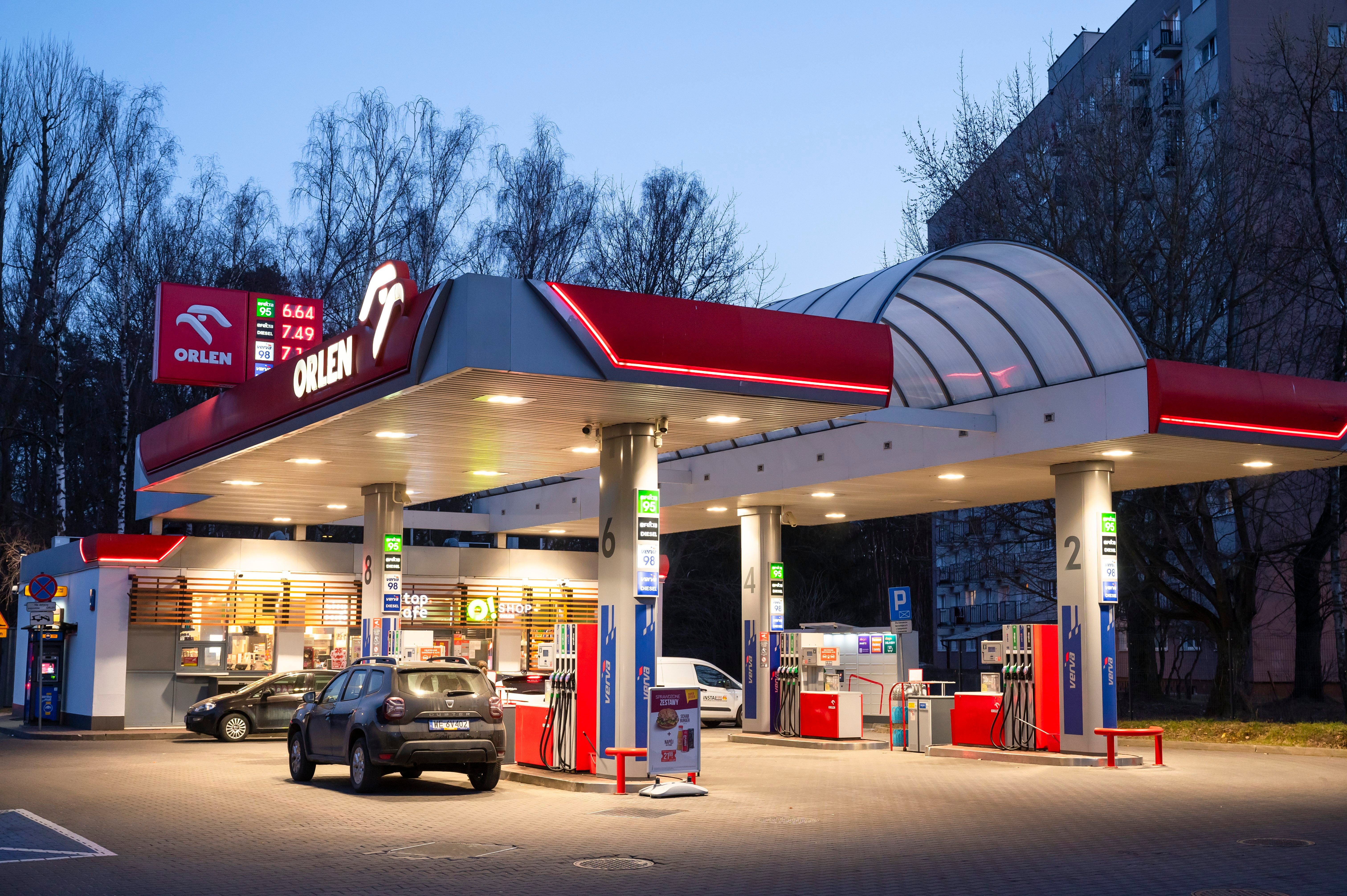 Stacje pod kontrolą. Eksperci wskazują na luki