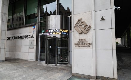 Poniedziałek na rynku: Wyścig gigantów, faworyci DM BOŚ, Synektik z potencjałem