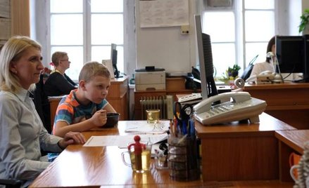 Urzędnicy miejscy z Mysłowic mogli zabrać dzieci do pracy. Urząd zorganizował m.in. pokazy filmów. D