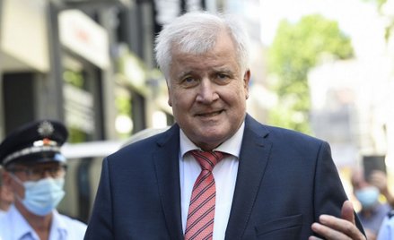 Niemcy: Szef MSW chce pozwać gazetę. Tę, co przed laty obraziła Kaczyńskich