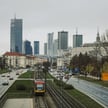 Już 58 skrzyżowań w Warszawie włączonych w system zielonej fali dla autobusów