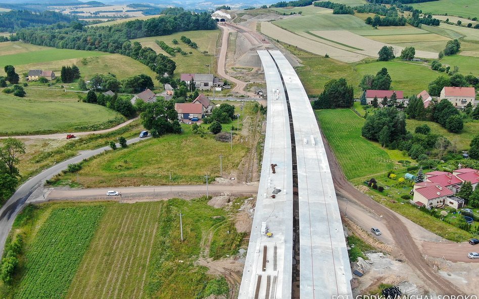 Problemy z wykazaniem możliwości połączenia działki z drogą