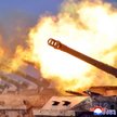 Pokaz pododdziałów artyleryjskich wojsk zmechanizowanych Korei Północnej