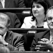 Tusk w śmiertelnym uścisku Pawlaka