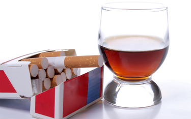 Akcyza na alkohol i tytoń - legalność podwyżki budzi wątpliwości