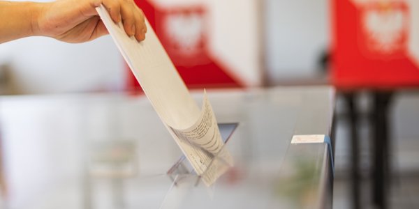 Wspólne listy KO, PiS i Konfederacji podzieliły warszawską Pragę