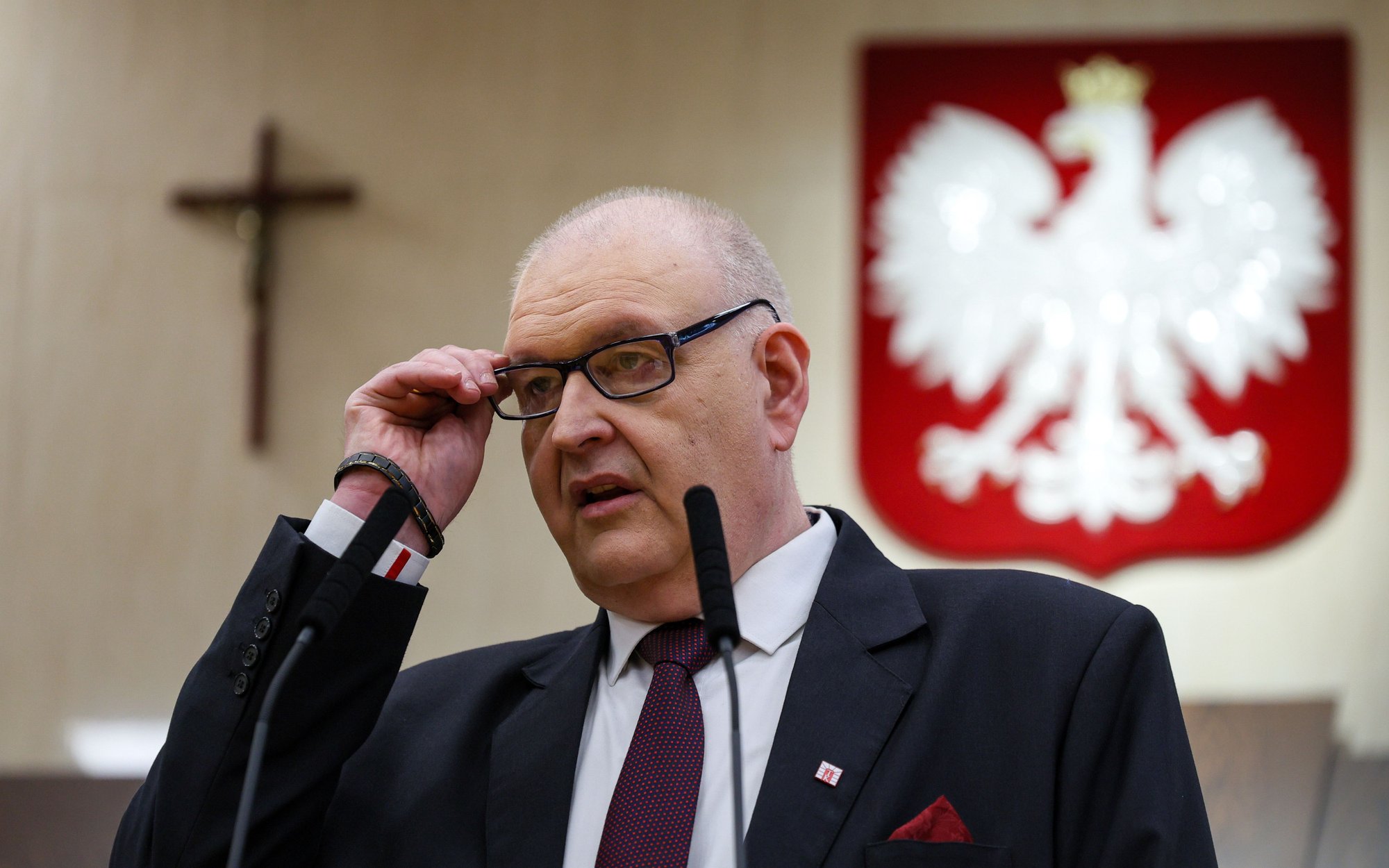 Sędziowie TK mieli sparaliżować Zgromadzenie Ogólne. Bogdan Święczkowski opuścił salę