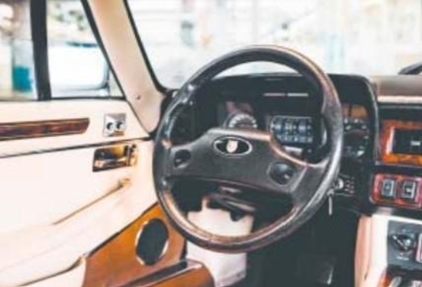 Wóz ma za sobą renowację. Odnowiono także wnętrze, które prezentuje się po prostu pysznie.