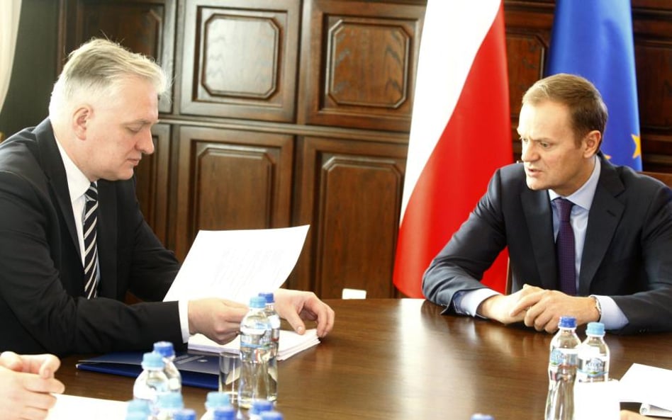 Premier Donald Tusk i minister sprawiedliwości Jarosław Gowin.