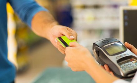 Historyczny wynik płatności kartami