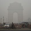 Rekordowy smog dusi Delhi. Licznikom zanieczyszczeń zabrakło cyfr