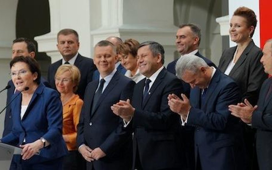 Wojny kulturowe Ewy Kopacz - analiza Filipa Memchesa