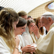 Papież Franciszek do młodych: Weźcie udział w ankiecie