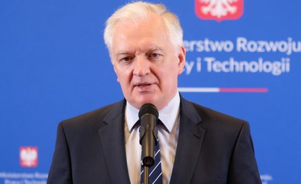 Wicepremier Jarosław Gowin, szef resortu rozwoju, został zdymisjonowany za krytykę rozwiązań podatko
