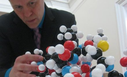 Wiersz włożony do mikrobu