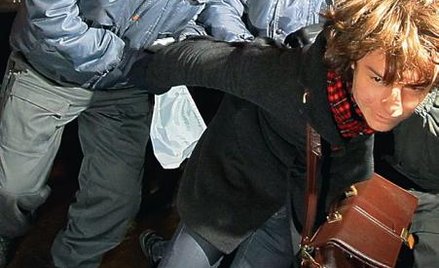 W Moskwie policja zatrzymała 300 osób protestujących przeciw fałszerstwom wyborczym, w Petersburgu (