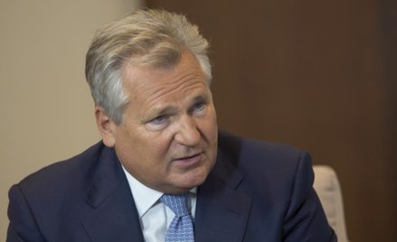 Kwaśniewski: Polska zobowiązała się przyjąć wspólną walutę