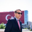 Radosław Sikorski chce, aby nikt w sektorze publicznym nie zarabiał więcej niż prezydent RP