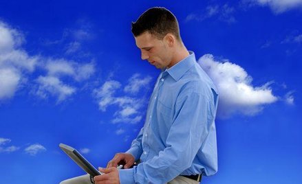 Menedżerowie spółek sprzedali w lutym akcje za ponad 3 mln zł, a kupili za prawie 1 mln zł