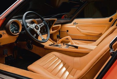 Ten egzemplarz pochodzi z 1971 r. – Lamborghini Miura P400 SV.