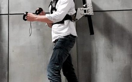 Bogumił Jankiewicz inwestuje w świat VR. Buduje sieć salonów gier i tworzy urządzenia dla fanów taki