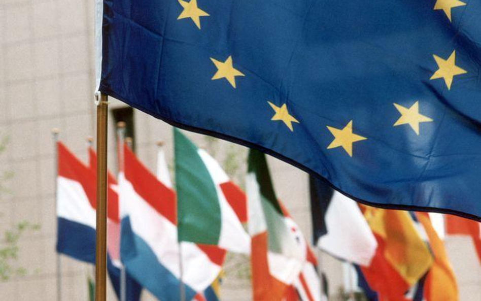 Solidarność krajów euro wynika z uzależnienia gospodarczego