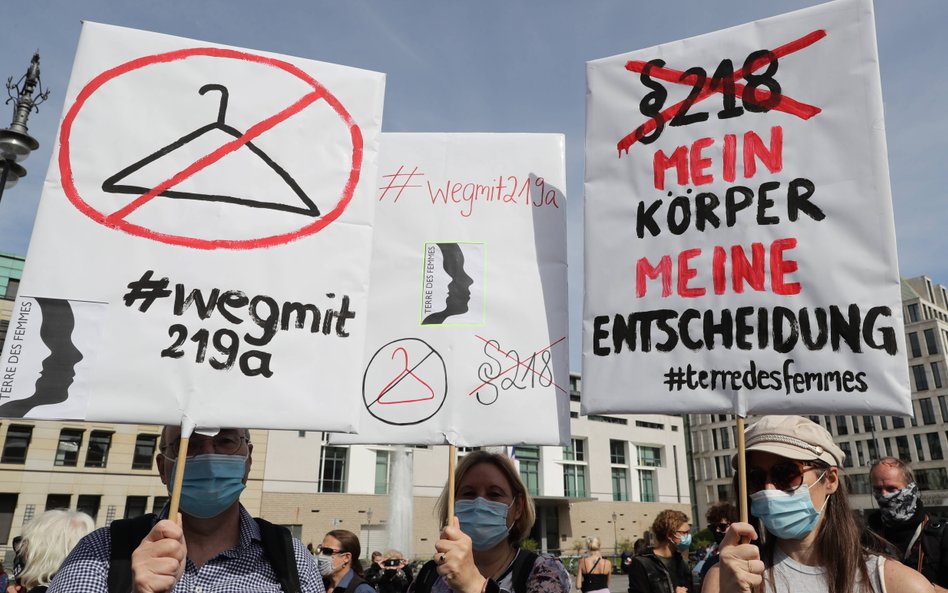 Uczestnicy protestu w Berlinie