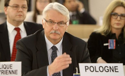 Leszek Miller: Ludzie zejdźcie z drogi, minister Waszczykowski listy pisze