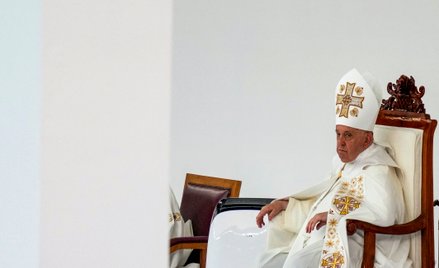 Papież: Indonezja daje przykład. W innych państwach wolą psy i koty zamiast dzieci