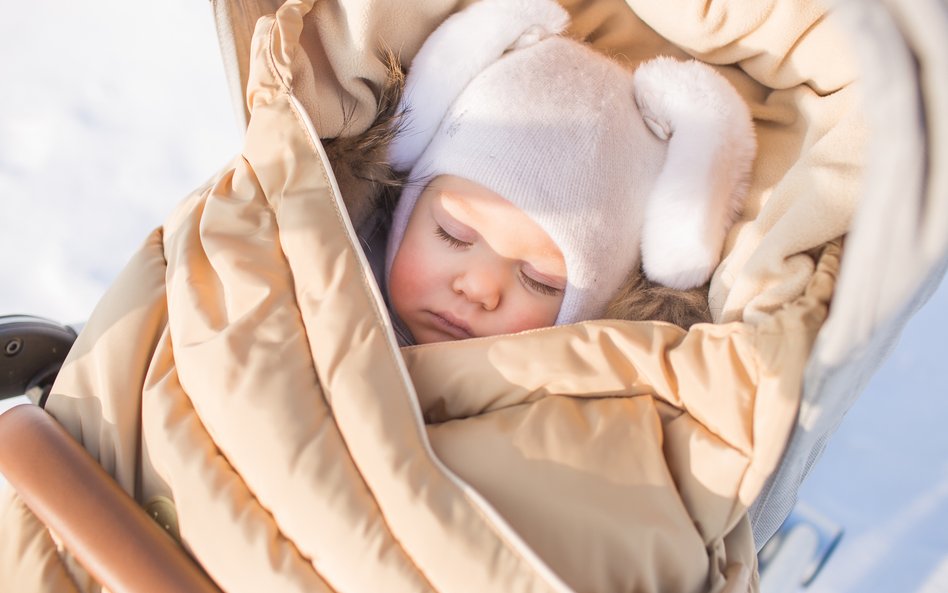 Czy z medycznego punktu widzenia sen na świeżym powietrzu o tej porze roku jest korzystny dla zdrowi