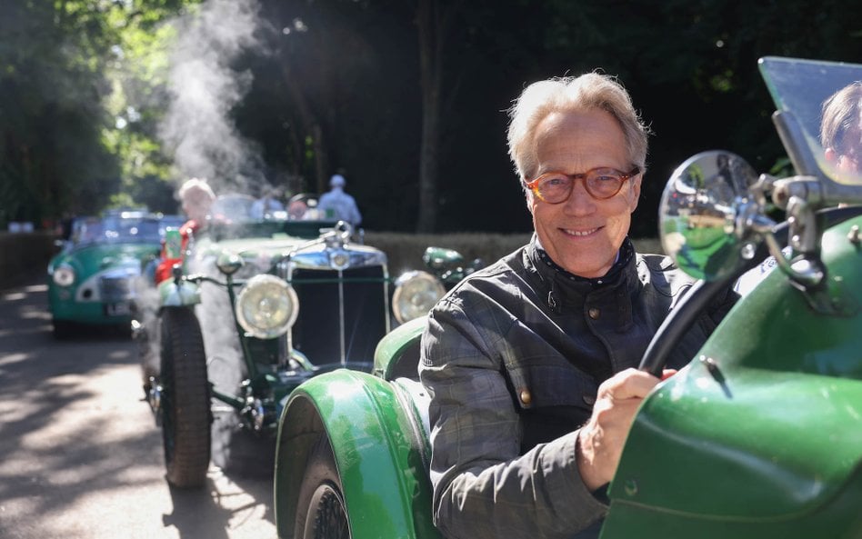Charles Gordon–Lennox, lepiej znany jako lord March, zmienił rodzinną posiadłość Goodwood w motoryza
