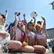 Feministki protestują w trosce o kibiców Euro