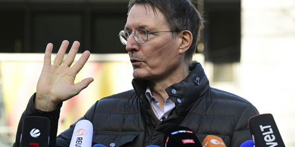 Niemiecki minister zdrowia zaniepokojony nowym podwariantem koronawirusa