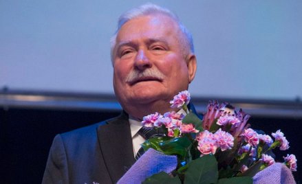 Wałęsa: Kiszczakowi wystarczyło honoru