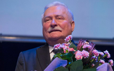 Wałęsa: Kiszczakowi wystarczyło honoru
