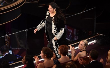 Sharmeen Obaid-Chinoy - reżyser nagrodzonego Oscarem krótkometrażowego filmu dokumentalnego.