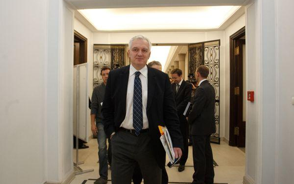 Minister Gowin zapowiedział, że oprócz już ogłoszonej listy 49 zawodów, we współpracy z innymi minis
