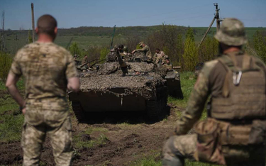 Gen. Ołeksandr Syrski informuje o sukcesach ukraińskiej armii w Bachmucie