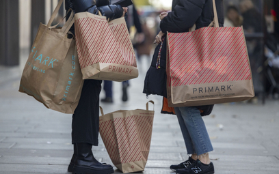 Duże londyńskie sklepy zabiegają o zmianę przepisów ograniczających handel w niedzielę