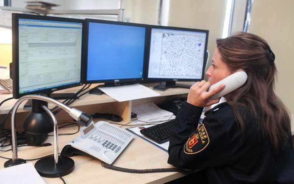 Centra powiadamiania ratunkowego odbiorą wszystkie zgłoszenia na nr 112