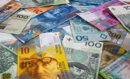 Polska waluta bije rekordy słabości. Frank najdroższy w historii